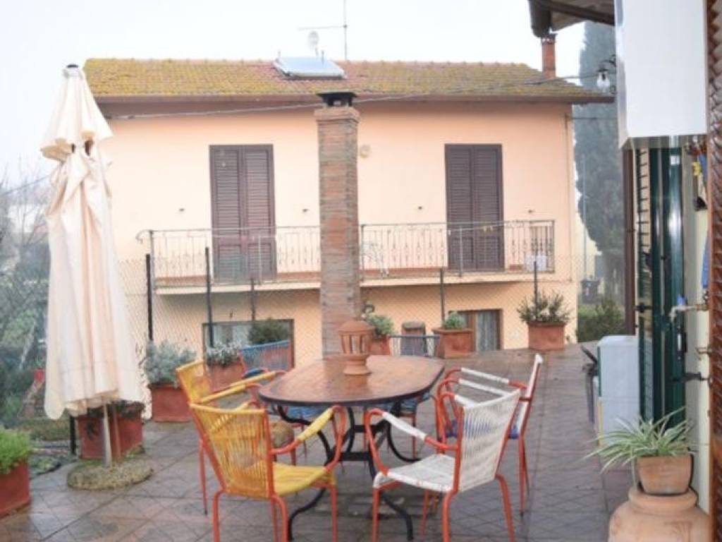 Villa a Castiglion fiorentino in Strada Provinciale di Castroncello e Brolio - Foto 4