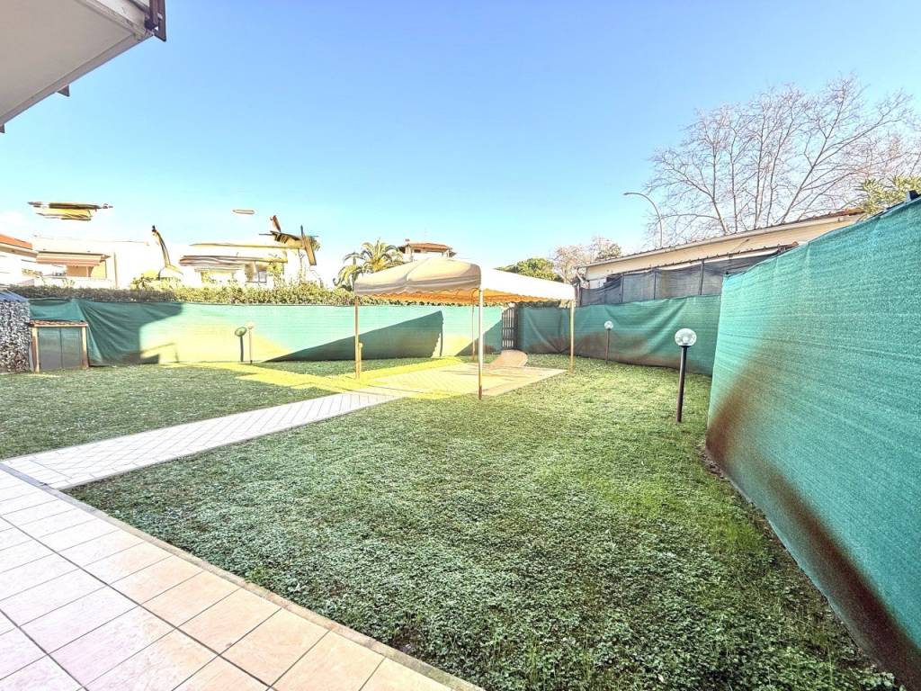 Appartamento a Viareggio in quartiere armando diaz - Foto 2