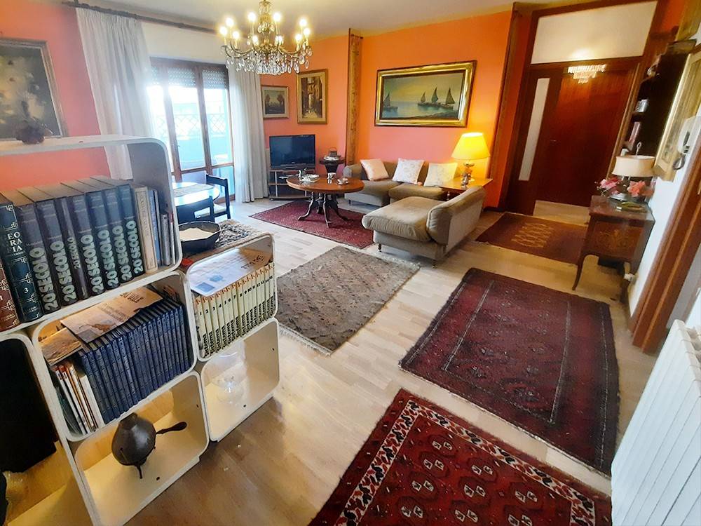 Appartamento a Alba adriatica in Via Duca degli Abruzzi, 13 - Foto 2