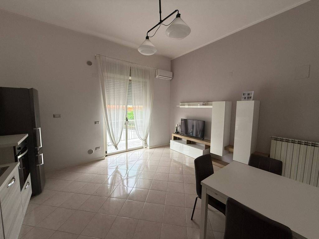 Appartamento a Caserta in Viale Giulio Douhet - Foto 5