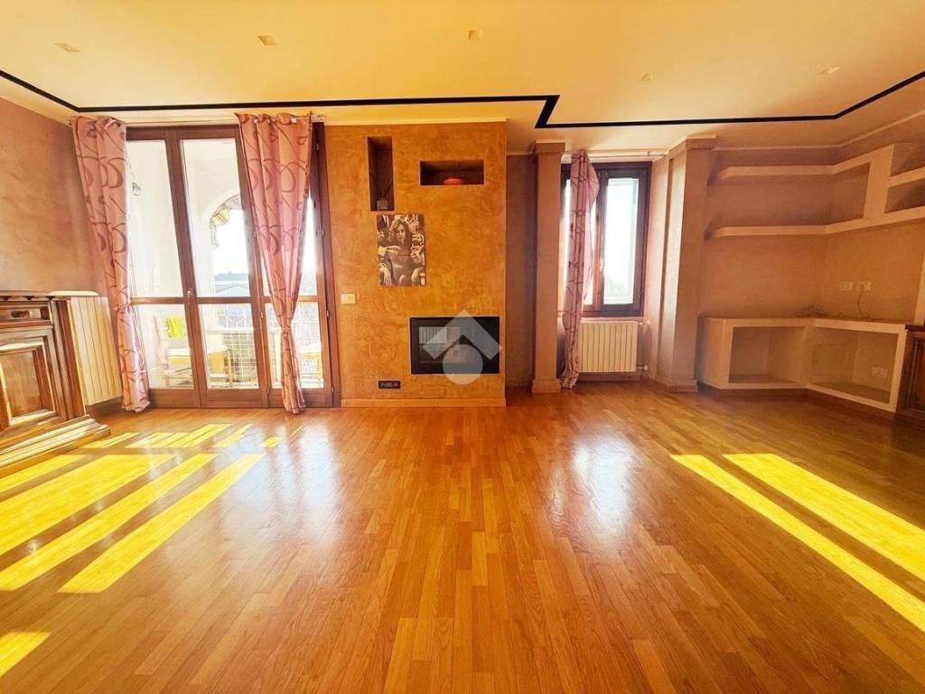 Appartamento a Gerenzano in Via Carlo Berra, 18 - Foto 3