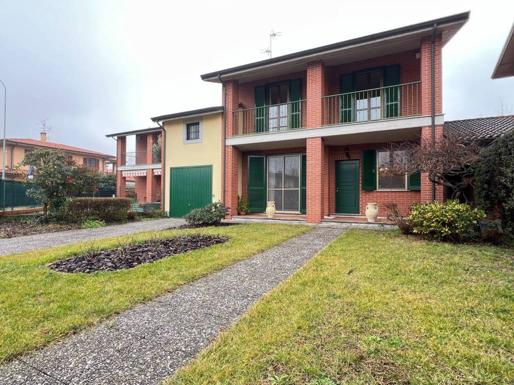 Villa a San genesio ed uniti in Via Ca' de' Passeri, 4 - Foto 3