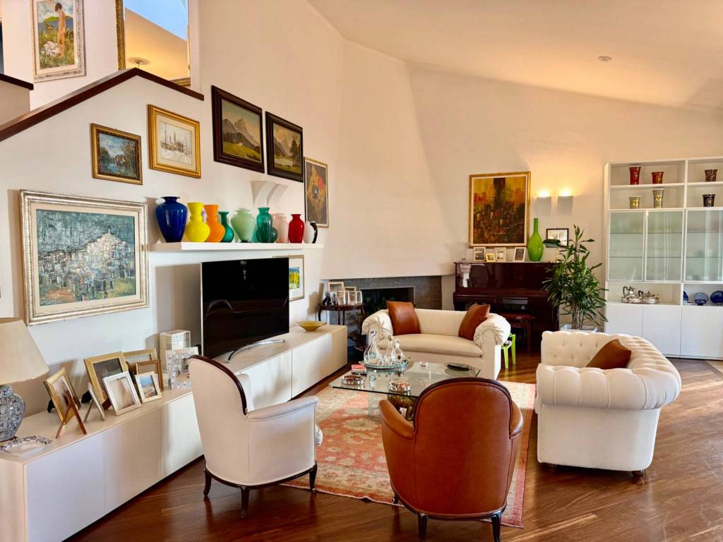 Villa a Saronno in Via Piave, 61 - Foto 5