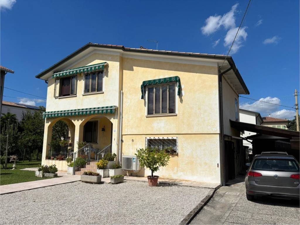 Villa a Treviso in Via Monte Cengio, 14 - Foto 3