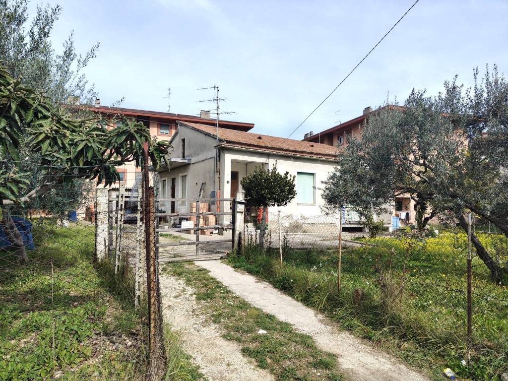 Villa a Ortona in Via Camillo di Ritiis - Foto 3