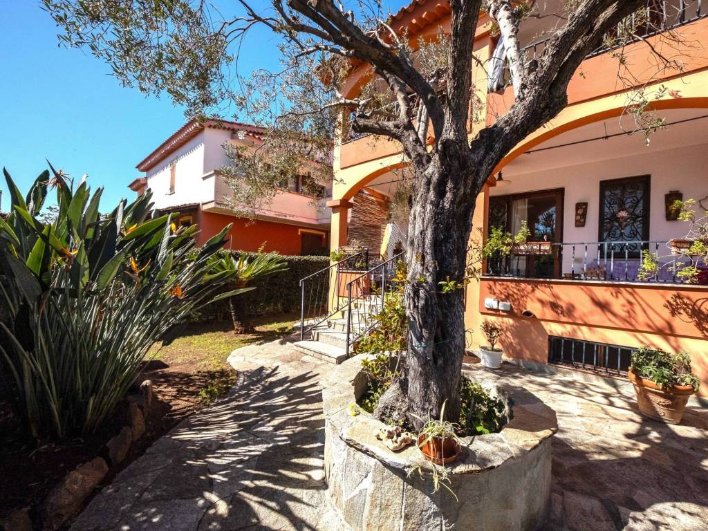 Villa a Pula in via libeccio - Foto 3