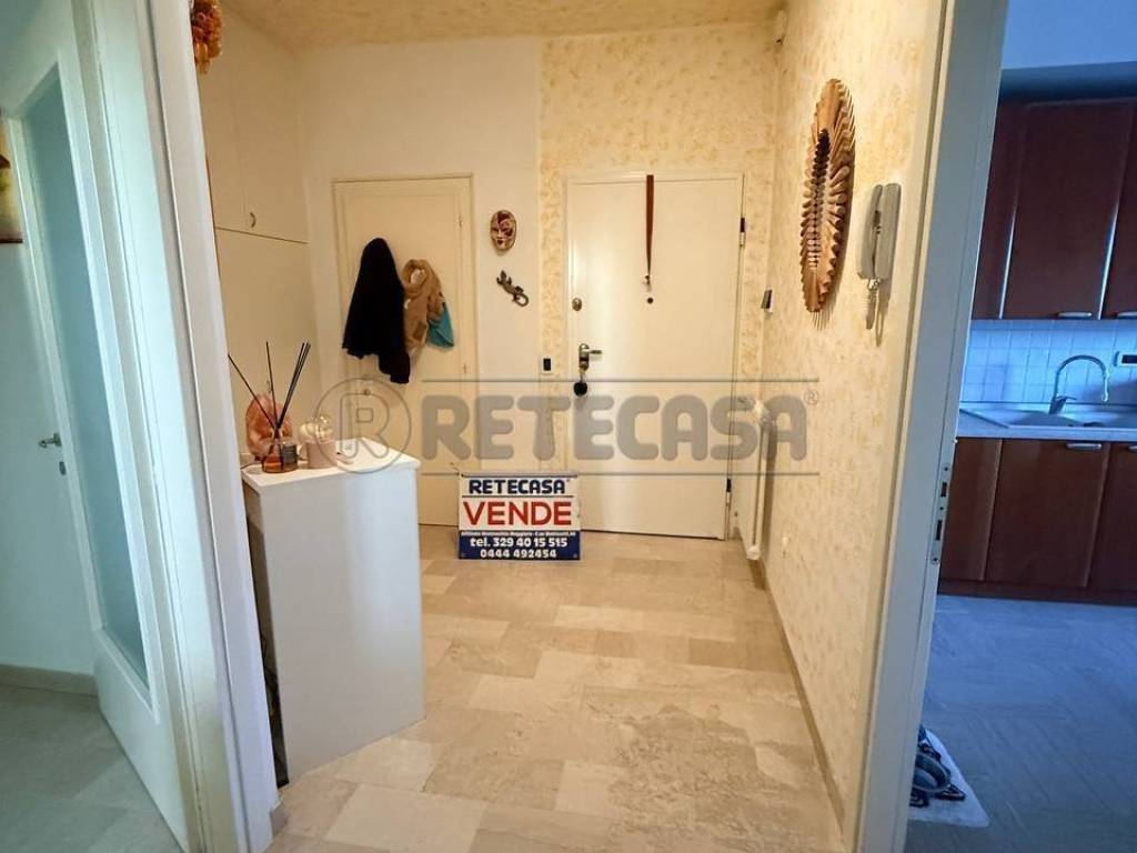 Appartamento a Montecchio maggiore in Via Emilia - Foto 4