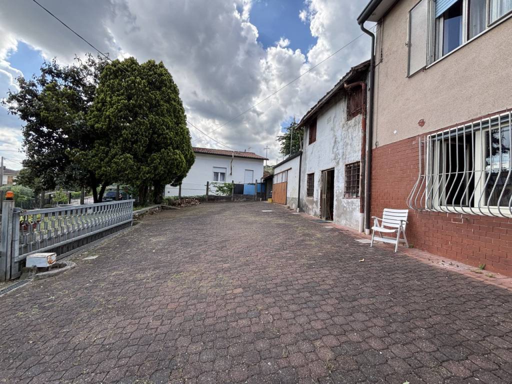 Casa indipendente a Creazzo in Via Molini - Foto 2