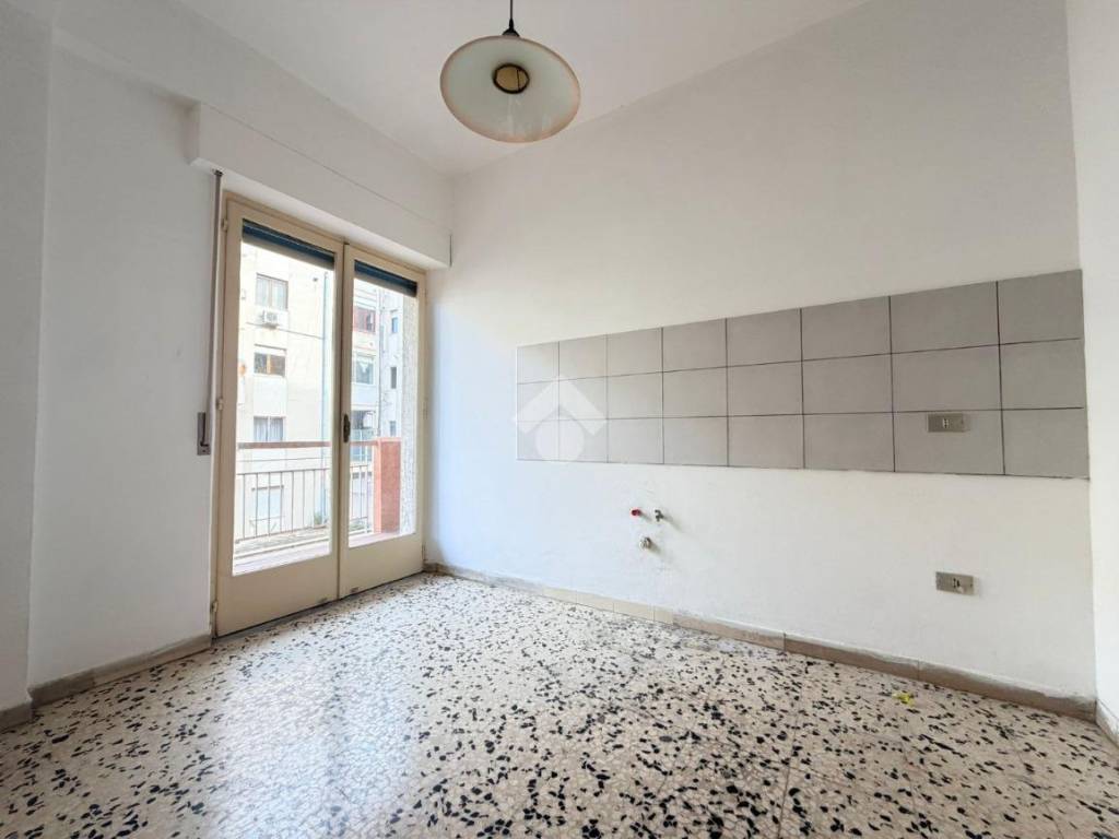 Appartamento a Reggio calabria in Via Enrico de Nicola, 13 - Foto 4