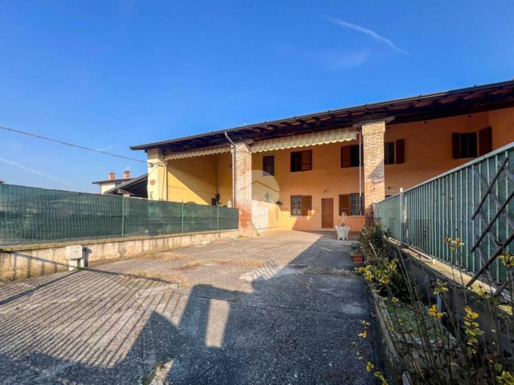 Casa indipendente a Trenzano in Via Conte L. Martinengo - Foto 3