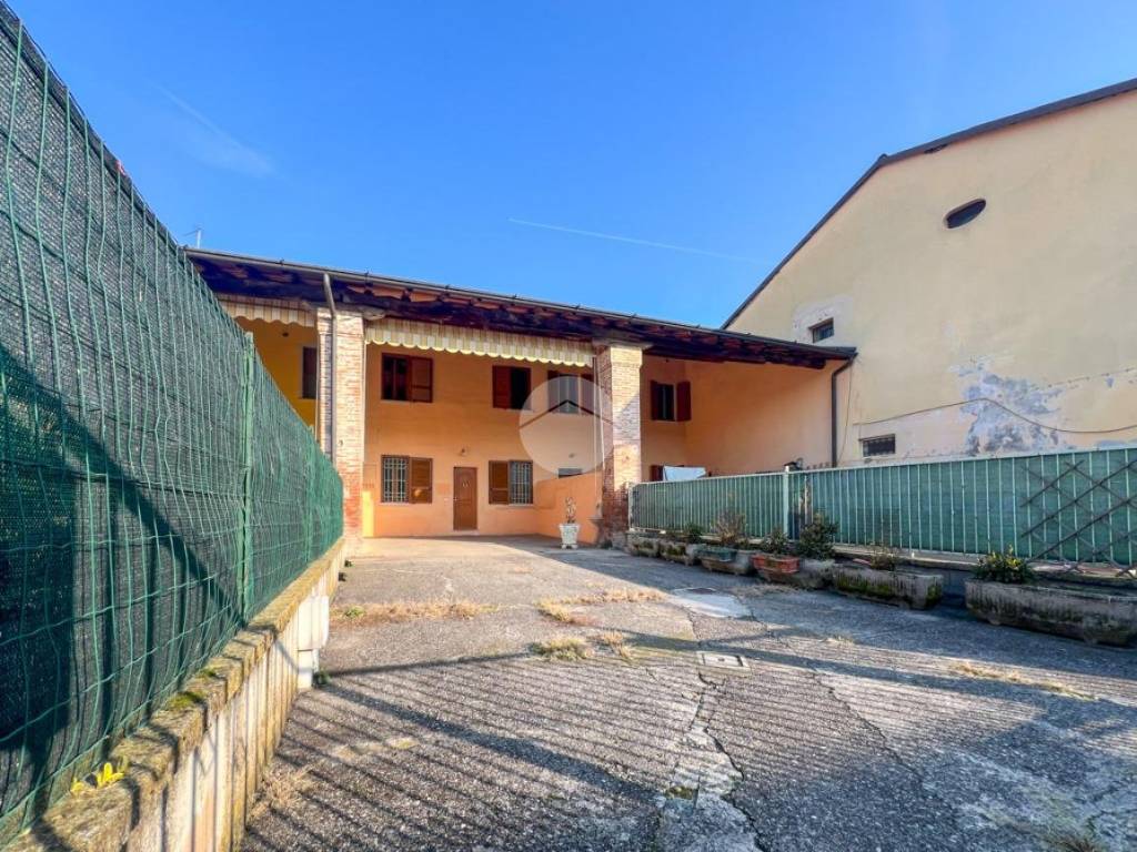 Casa indipendente a Trenzano in Via Conte L. Martinengo - Foto 4