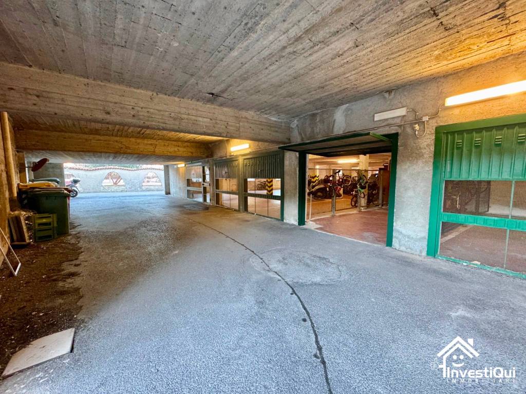 Box / garage a Pietra ligure in Via Francesco Crispi, 223 - Foto 2
