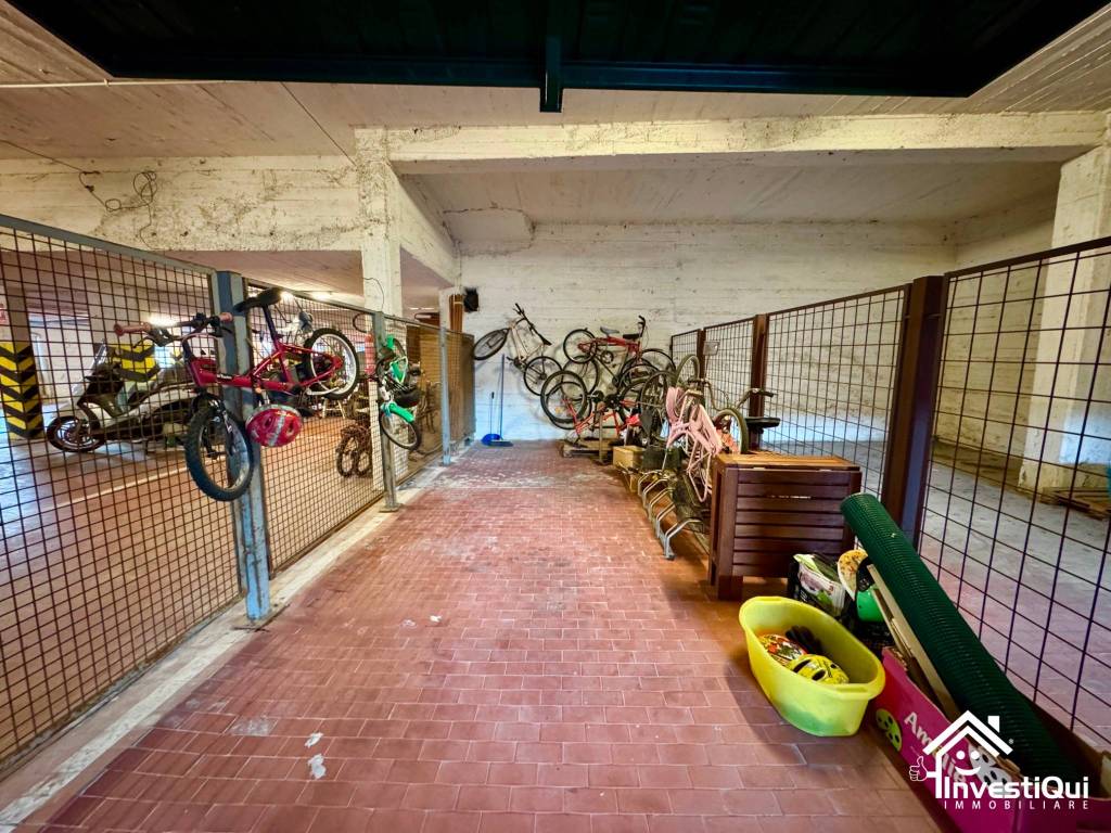 Box / garage a Pietra ligure in Via Francesco Crispi, 223 - Foto 3
