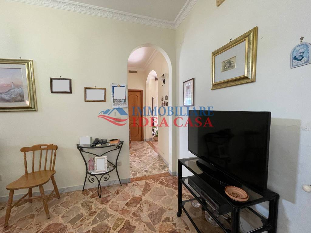 Appartamento a Francavilla fontana in Via Francesco Giancola - Foto 4