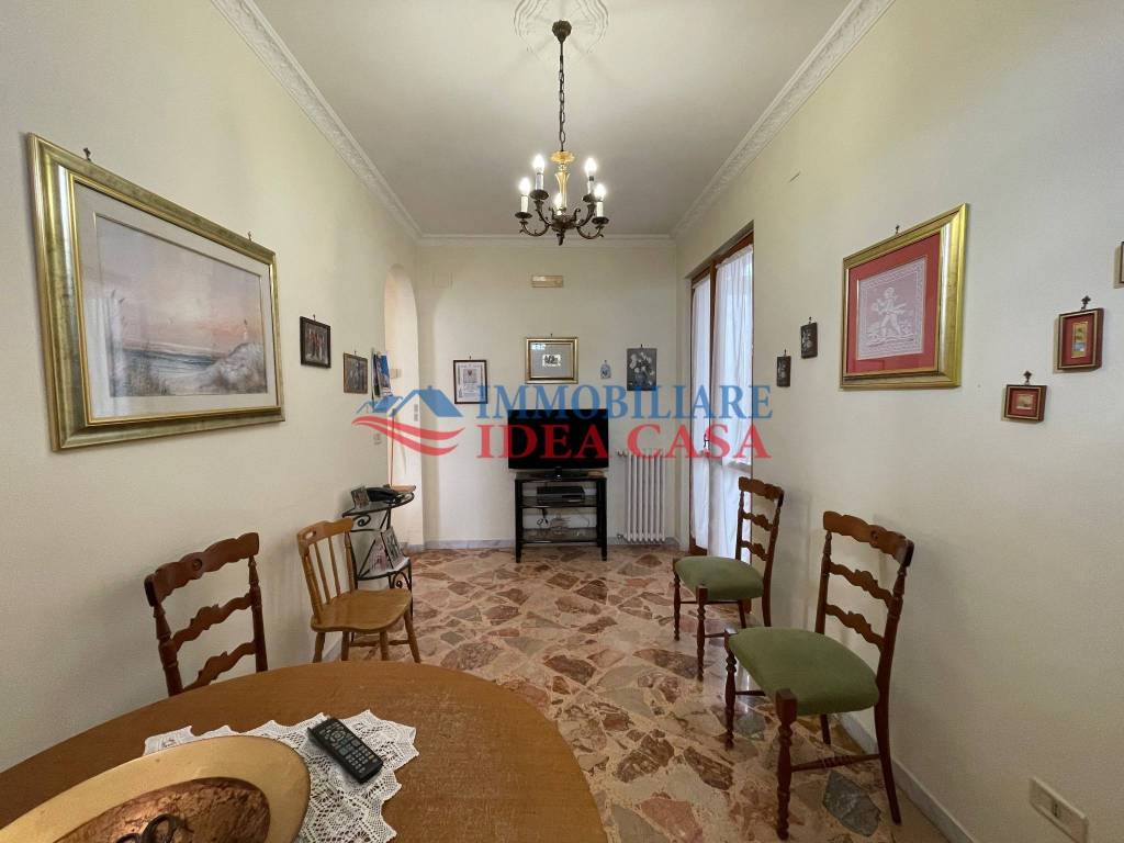 Appartamento a Francavilla fontana in Via Francesco Giancola - Foto 5