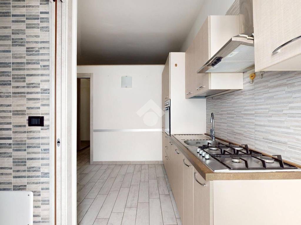 Casa indipendente a Martina franca in Via Umberto Giordano, 26 - Foto 3