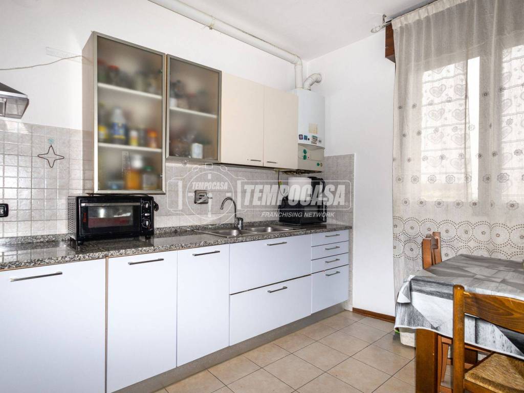 Appartamento a Reggio emilia in Via Camillo Affarosi - Foto 5