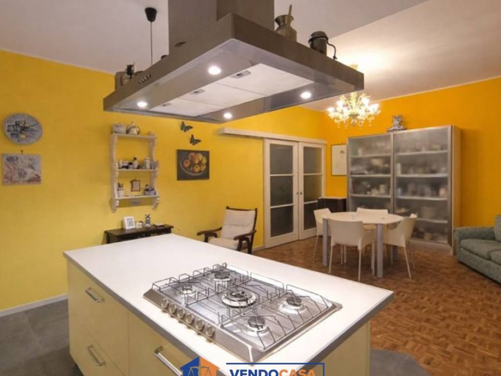 Appartamento a Savona in Via Francesco Mignone, 34 - Foto 2