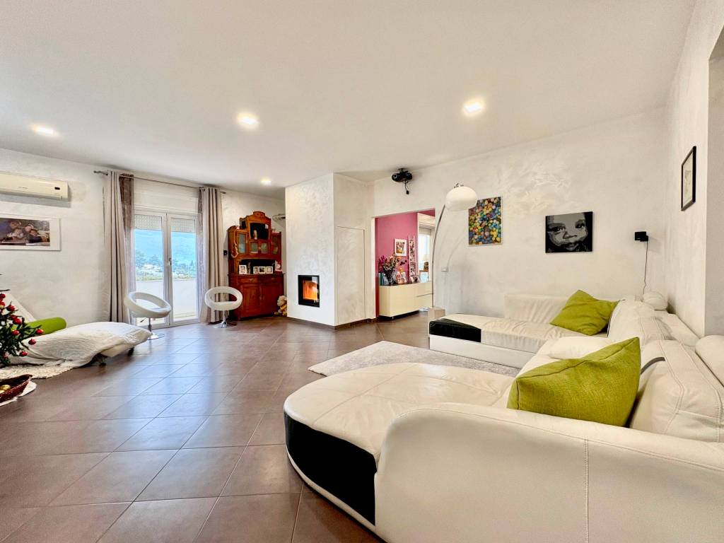 Villa a Carini in Via Chiovaro, 7 - Foto 3