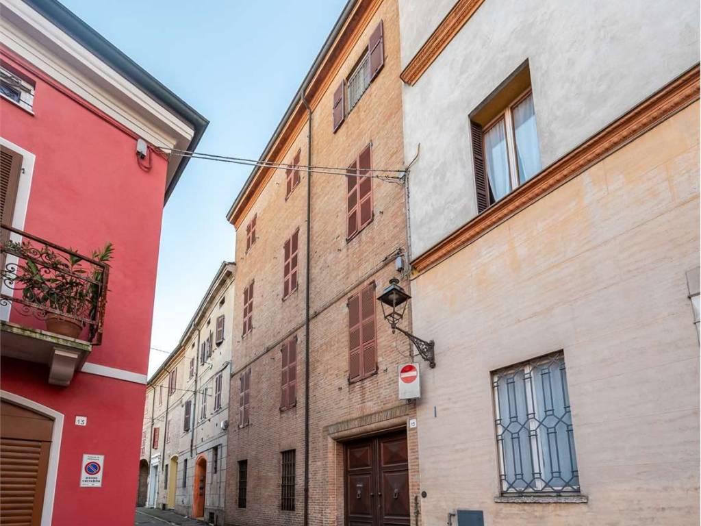 Villa a Soragna in via galeotti , 13 - Foto 2