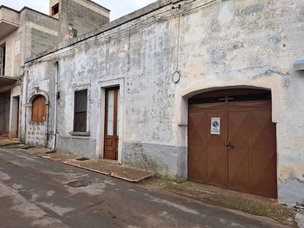 Casa indipendente a Sava in Via Montegrappa , 21 - Foto 2