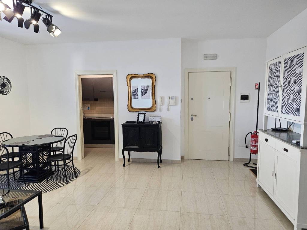 Appartamento a Trani in Via Vittorio Malcangi - Foto 4