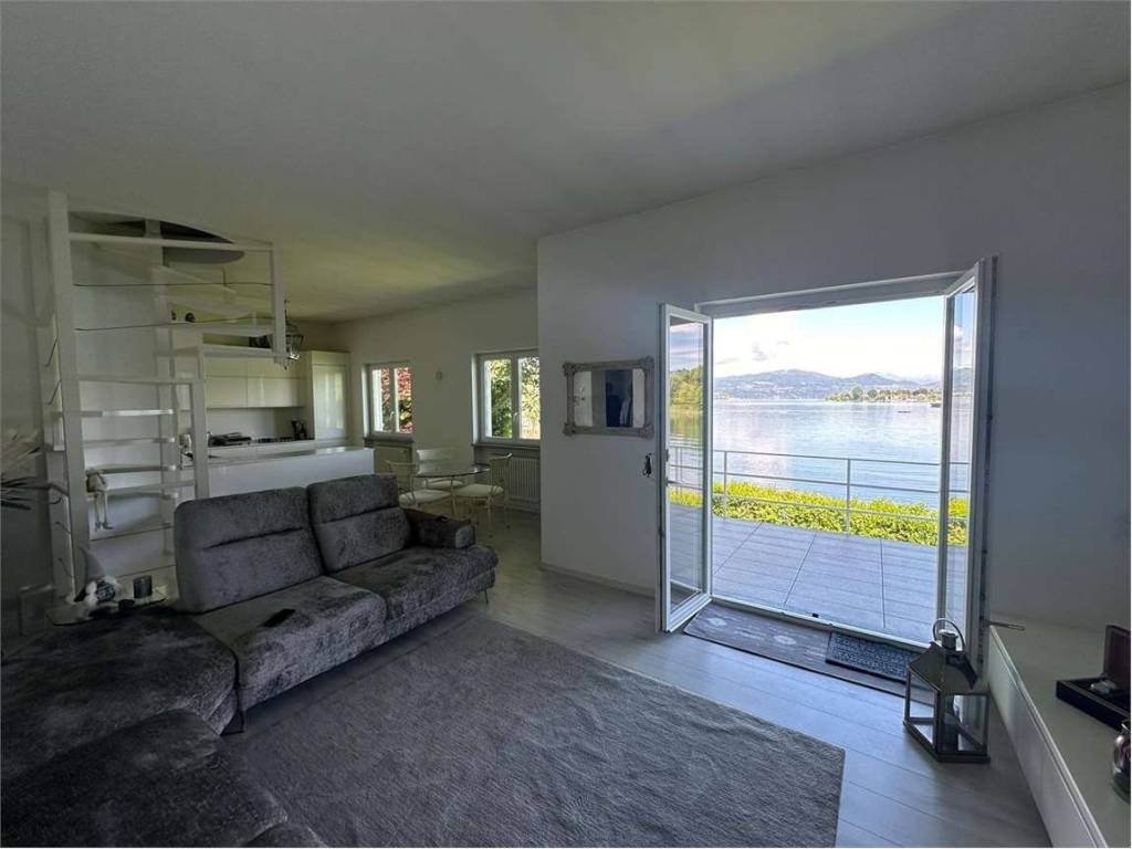 Villa a Castelletto sopra ticino in via del lago , 115 - Foto 5