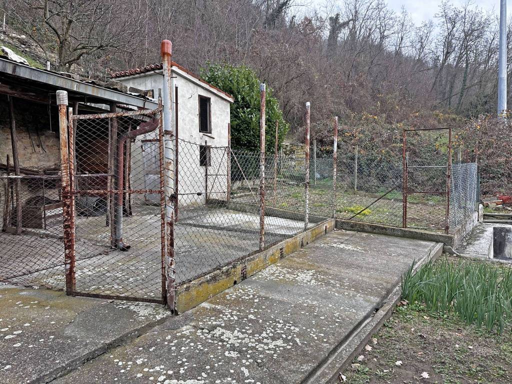 Casa indipendente a Ponte dell'olio in Località Sala-Biana - Foto 4