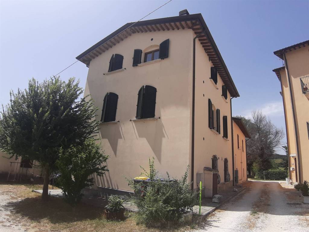Casa indipendente a Nocera umbra - Foto 2