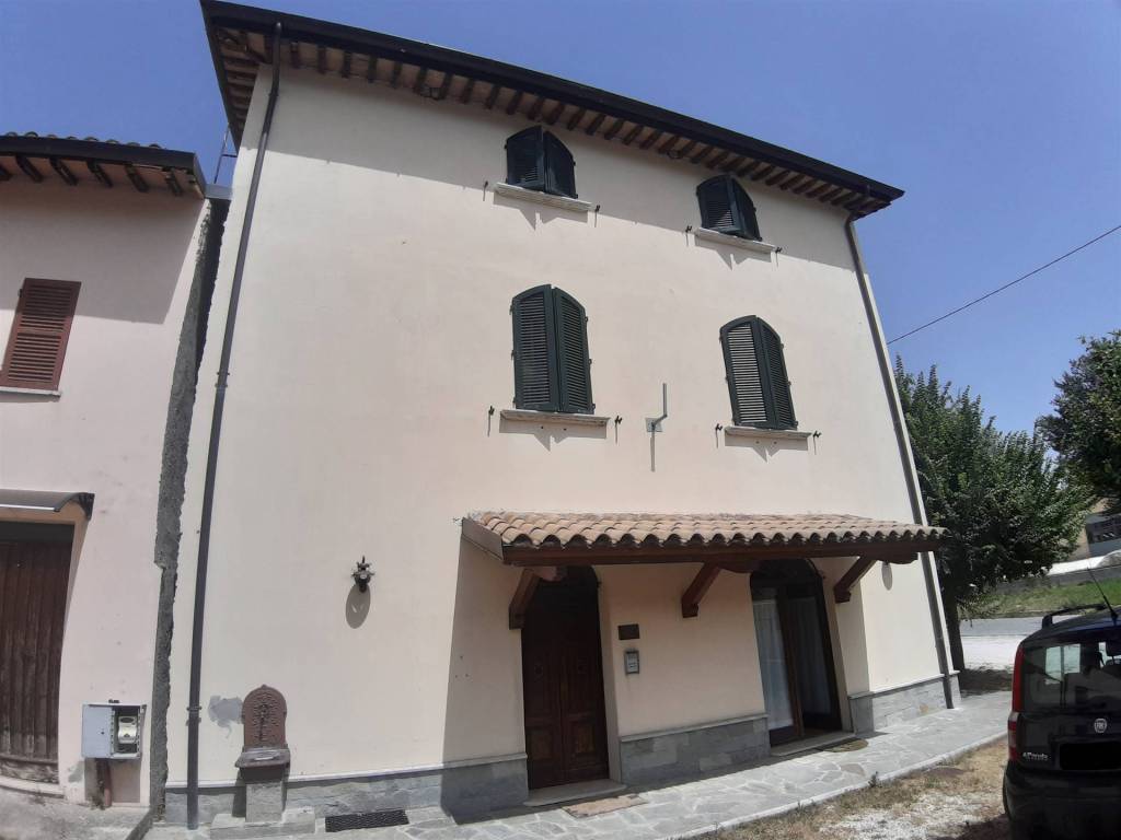 Casa indipendente a Nocera umbra - Foto 3
