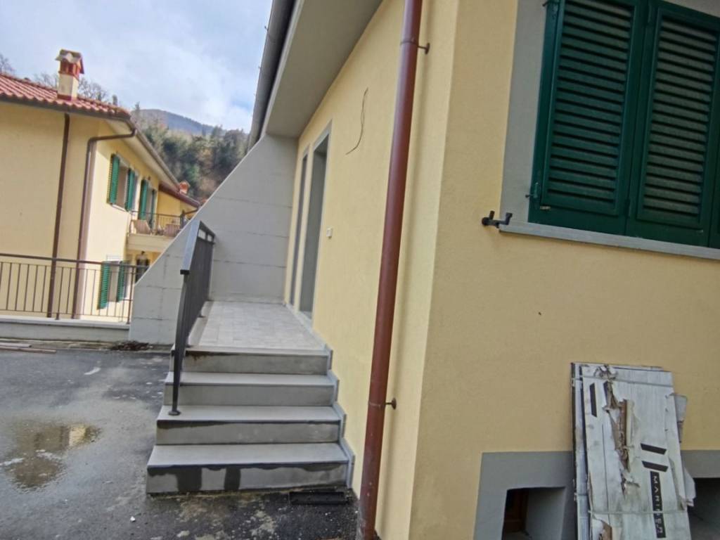 Appartamento a Vaiano in Via Val di Bisenzio, 1 - Foto 2