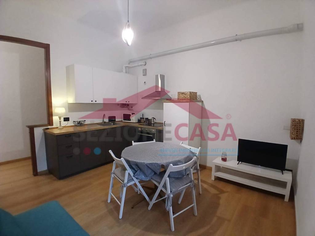 Appartamento a Saronno in Via Angelo Volonterio, 14 - Foto 2