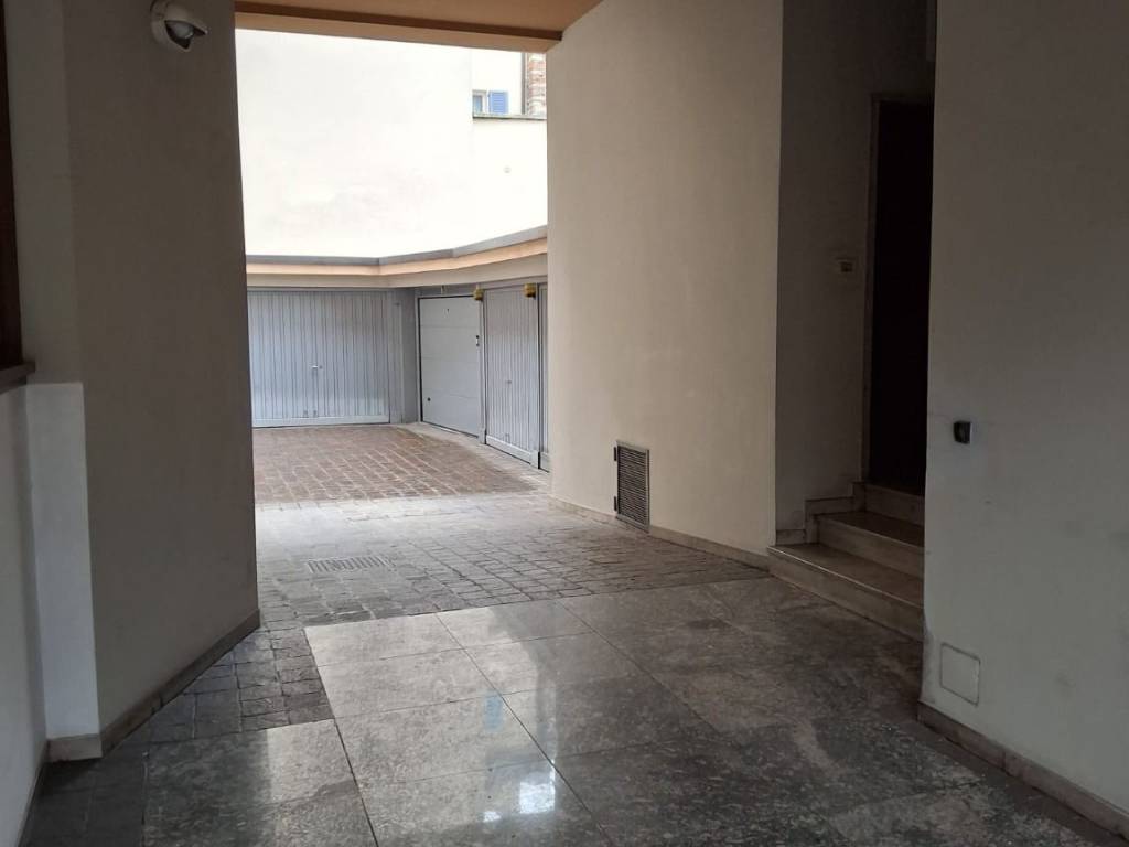 Appartamento a Como in Via Vincenzo Bellini - Foto 2