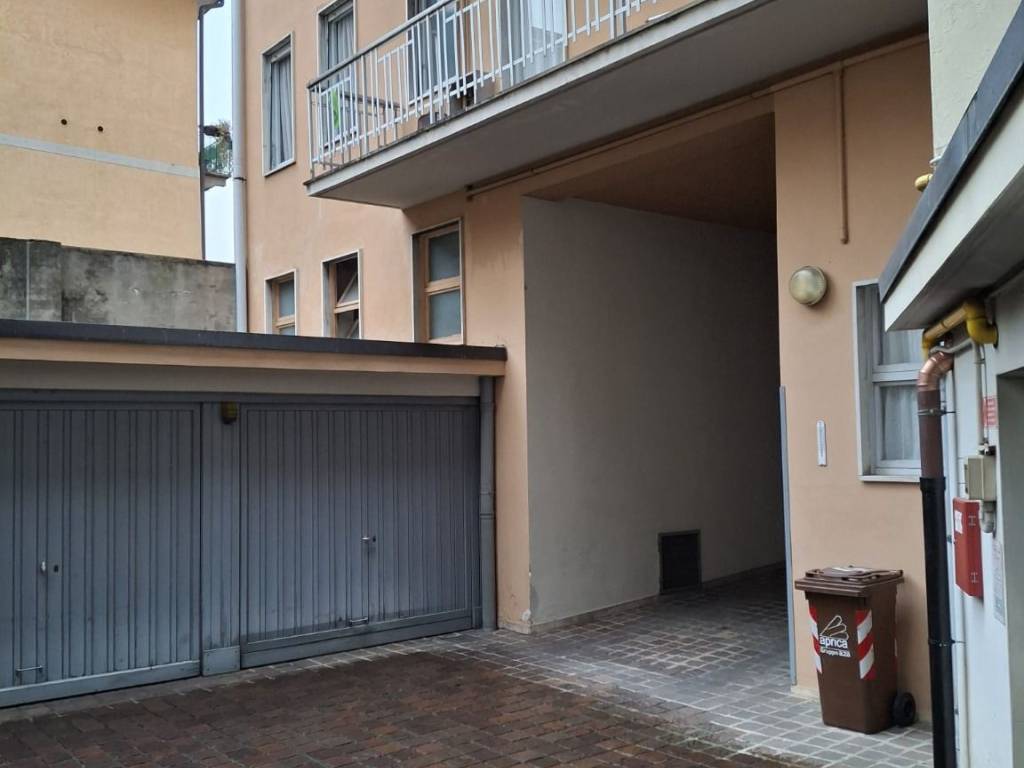Appartamento a Como in Via Vincenzo Bellini - Foto 5