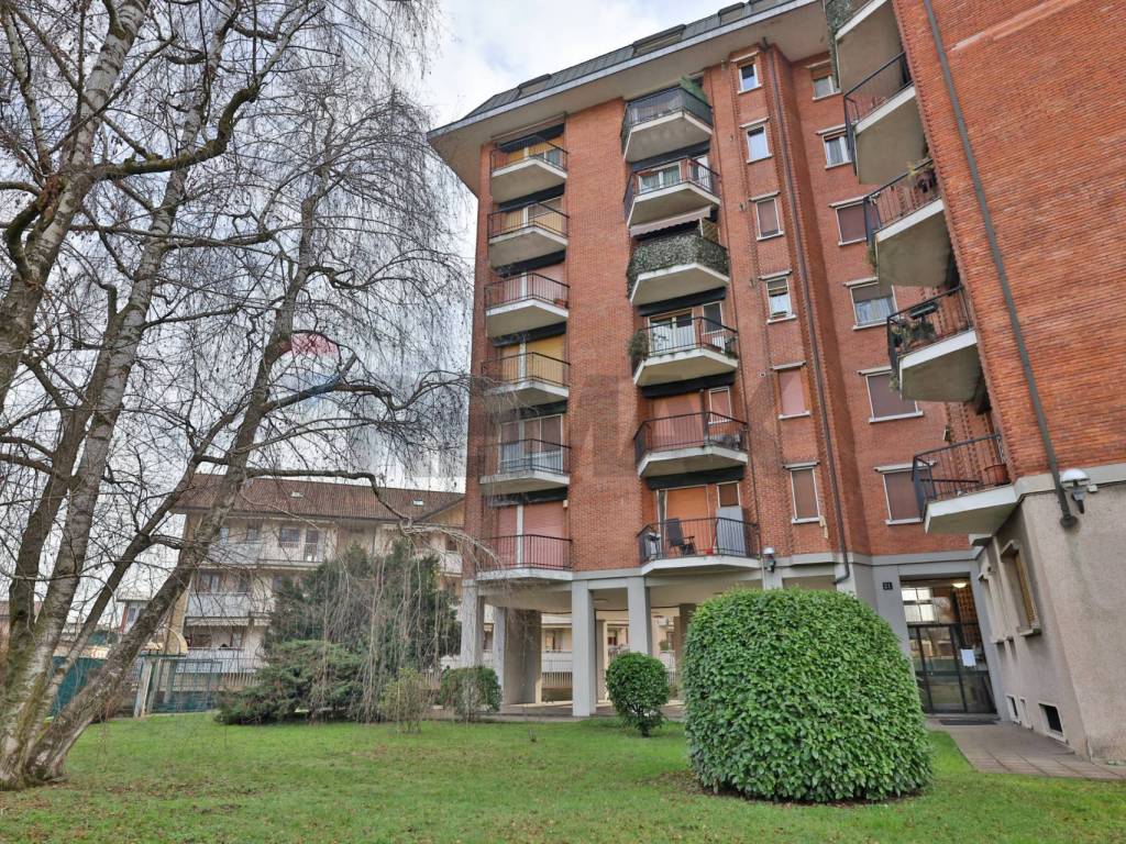 Appartamento a Bollate in Via Repubblica, 21 - Foto 3