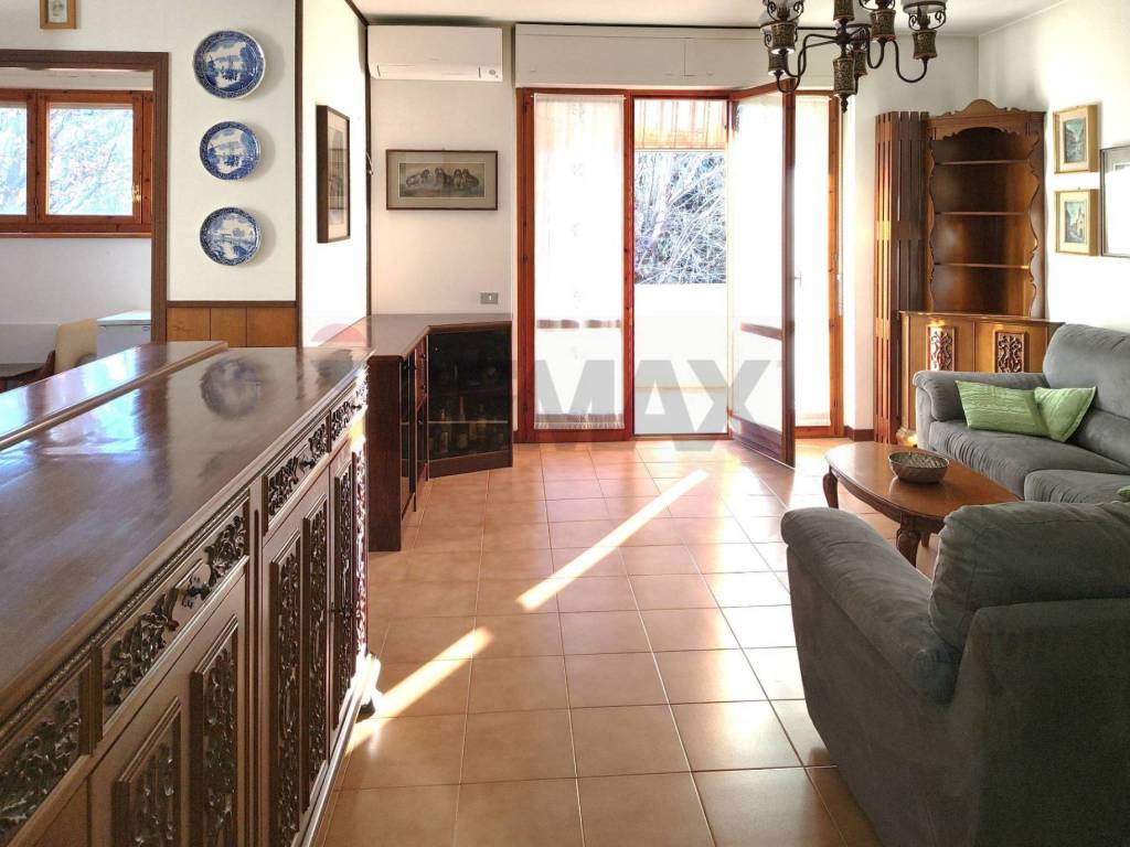Appartamento a Almè in Via Divisione Acqui, 5 - Foto 2