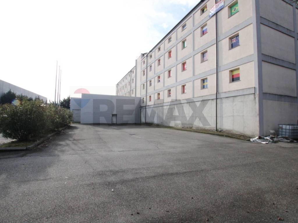 Immobile a Garbagnate milanese in Via dei Pioppi, 22 - Foto 3
