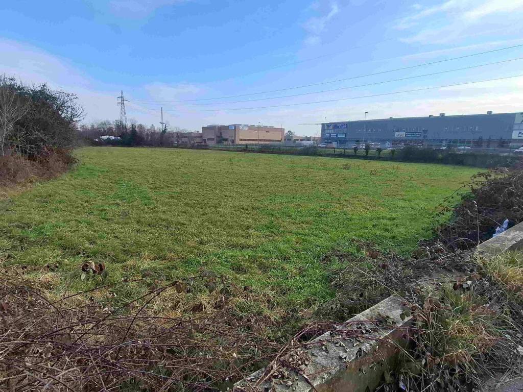 Terreno a Brembate in Via dei Pradelli - Foto 2