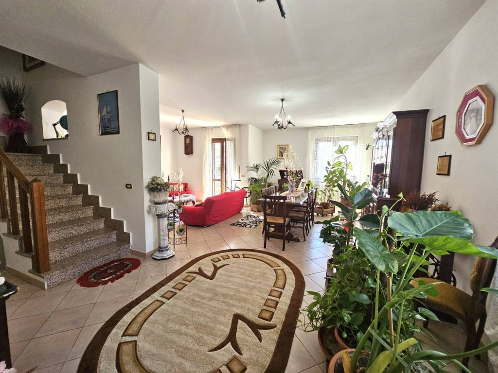 Villa a Viterbo in Via Costantino Agnesotti - Foto 2