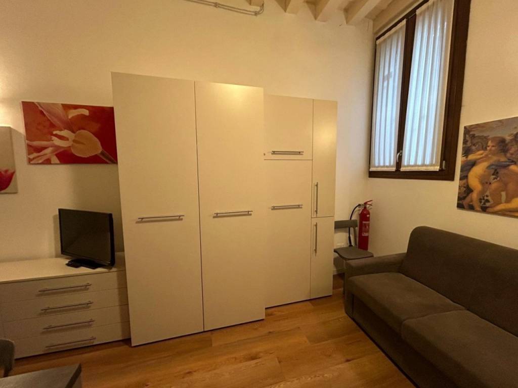 Appartamento a Vicenza in Contra' Santi Apostoli - Foto 3