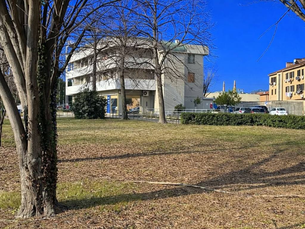 Palazzo / stabile a Monfalcone in Via E. Valentinis, 45 - Foto 2