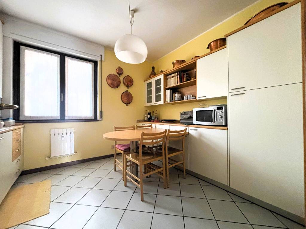 Appartamento a Morbegno in Viale Stelvio - Foto 2