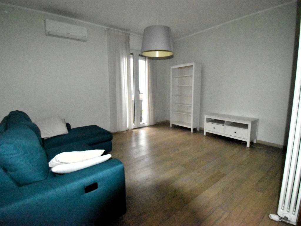 Appartamento a Guastalla in Viale Liberazione, 3 - Foto 2