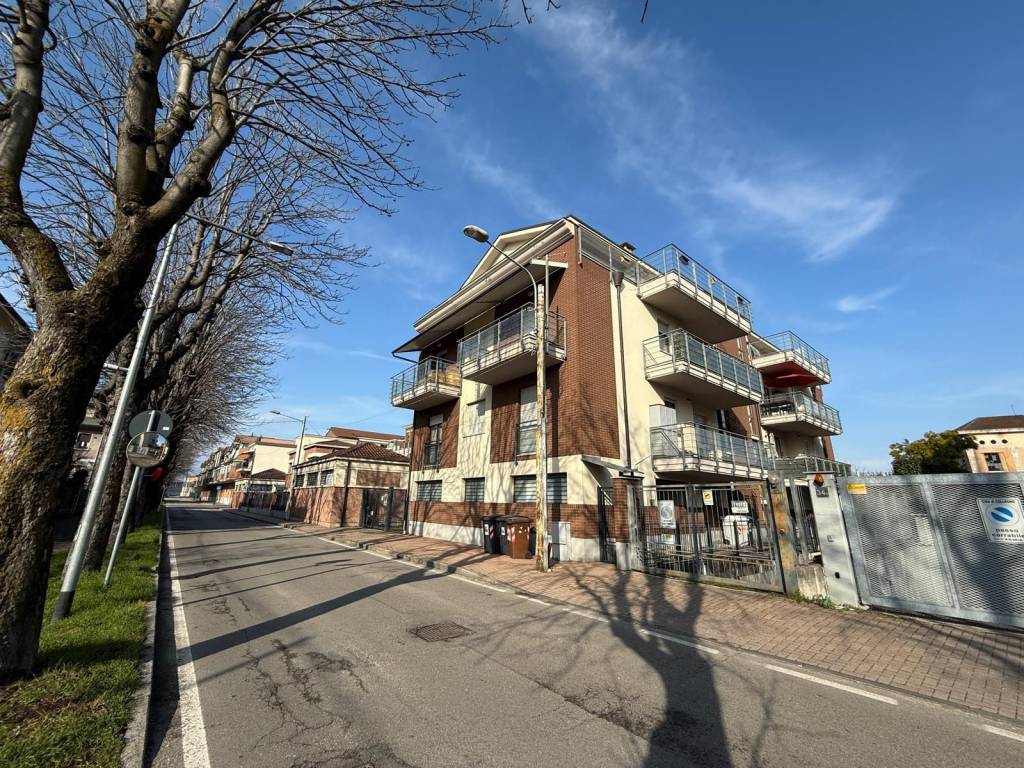 Appartamento a Collegno in Via 20 Settembre, 36 - Foto 2