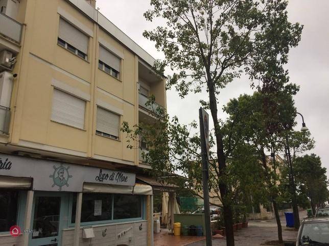 Appartamento a Terracina in Viale Della Vittoria - Foto 2