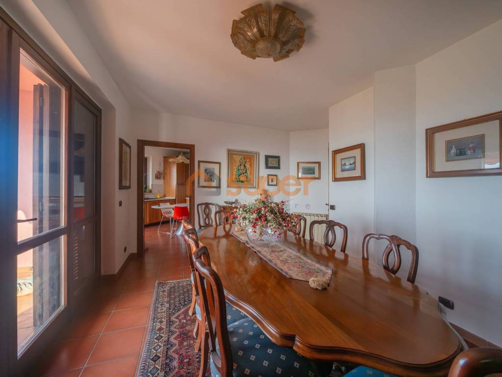 Casa indipendente a Corciano in Via E. De Amicis, 47 - Foto 3