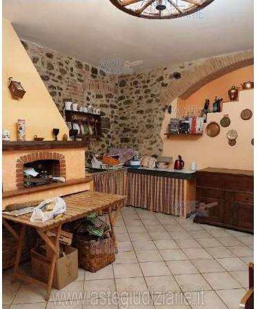 Appartamento a Pescia in Via della porta vecchia - Foto 4