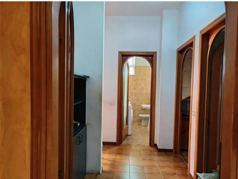 Appartamento a Cairate in Via Molina - Foto 5