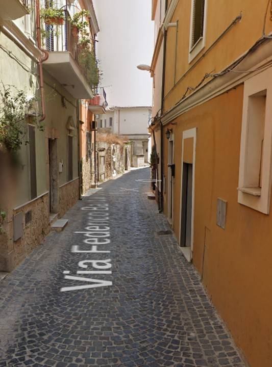 Appartamento a Mondragone in Via Federico Barbarossa - Foto 2