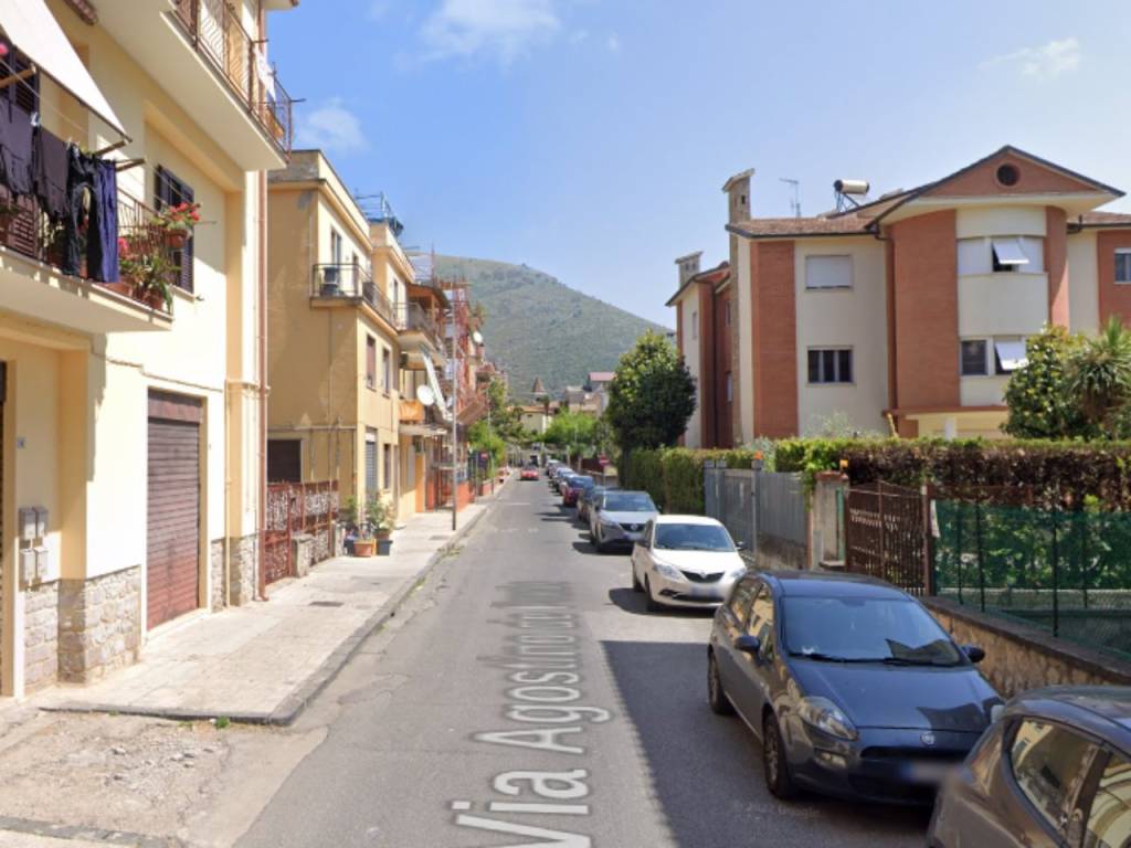 Appartamento a Fondi in Via Agostino de Pretis - Foto 2